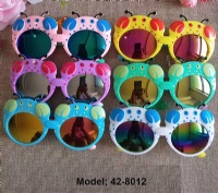 kids sunglasses
