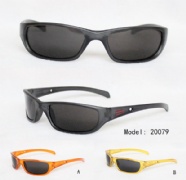 kids sunglasses
